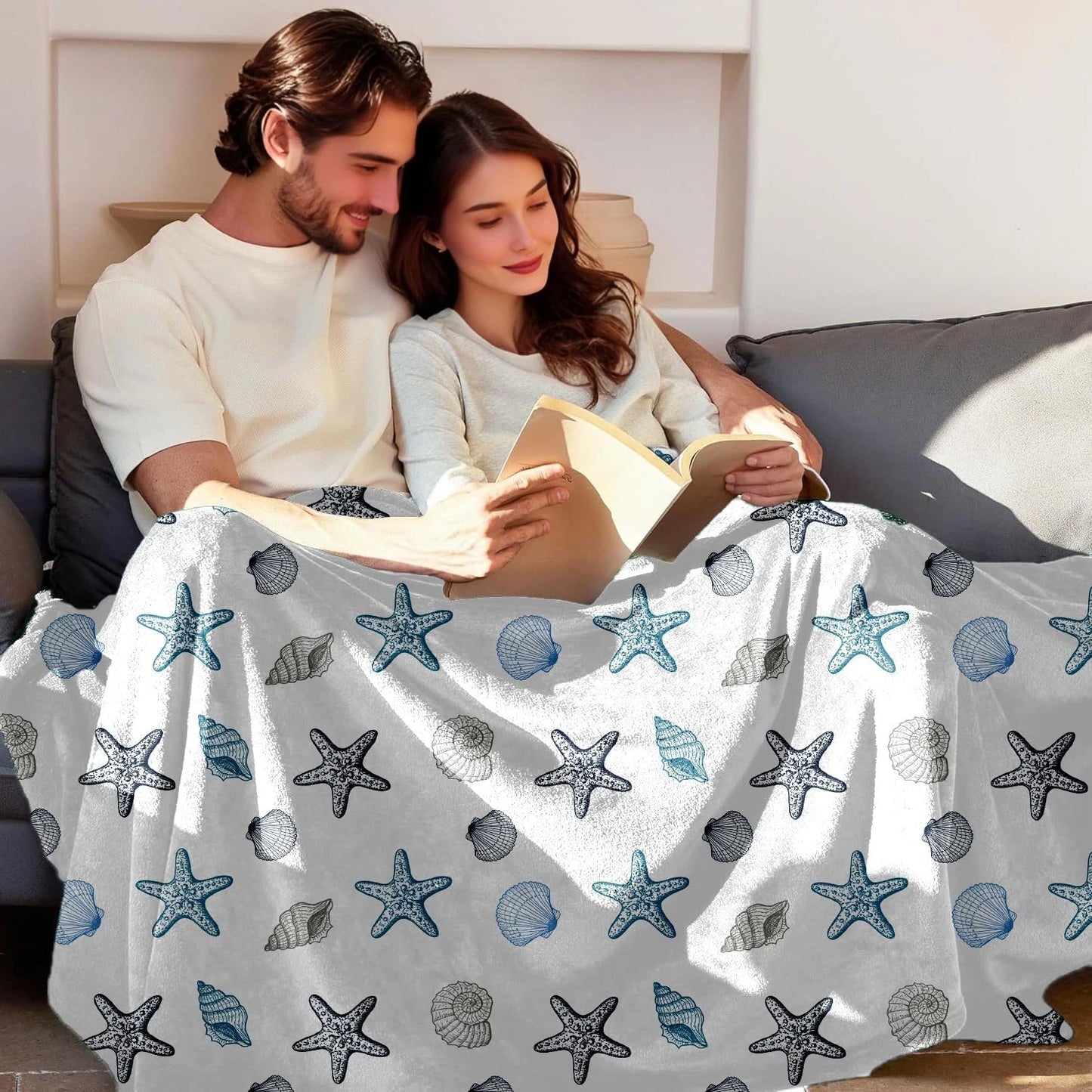 Starfish Seashell Pattern Coastal Throw Blanket